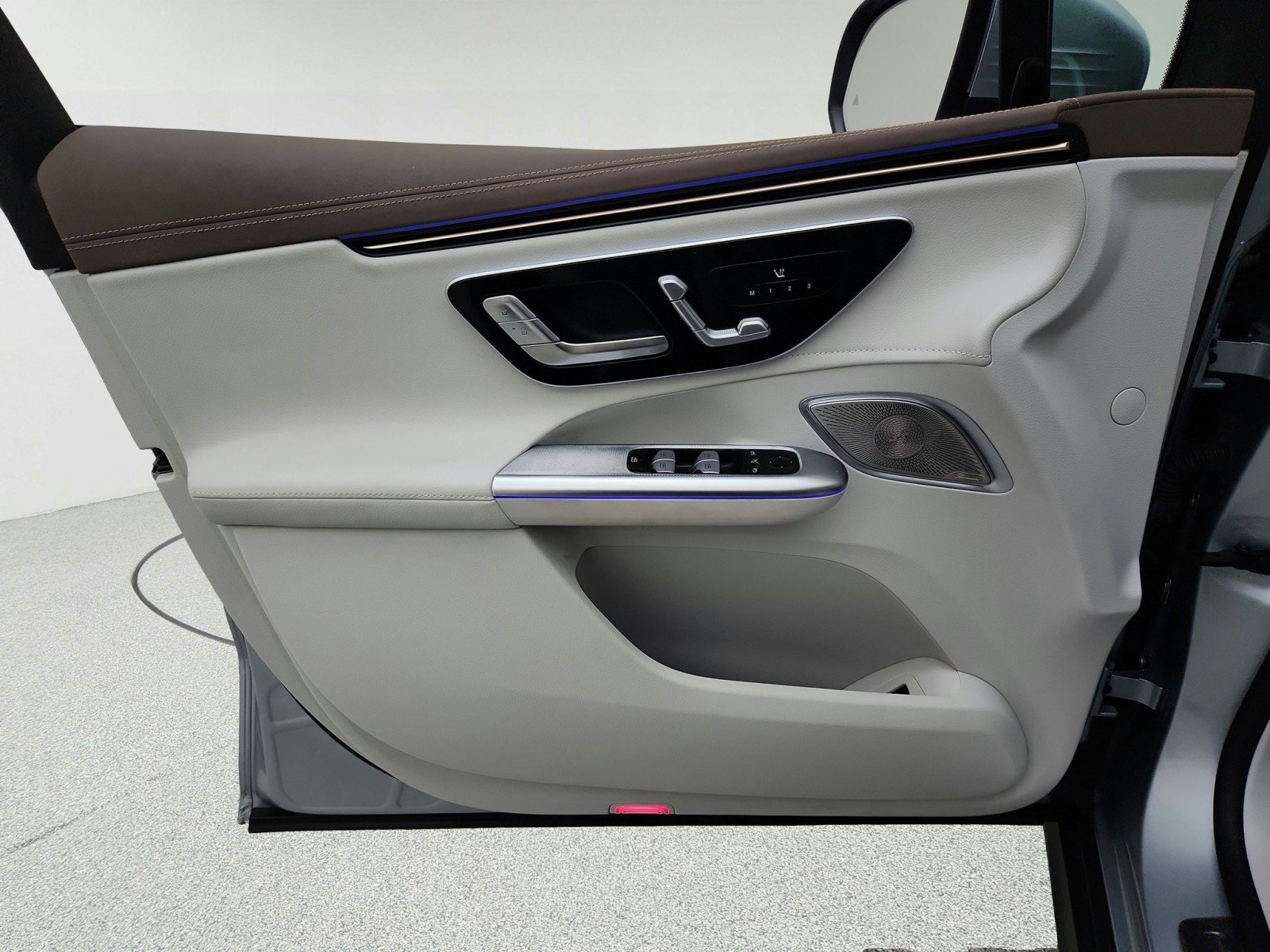 Certified 2023 Mercedes-Benz EQE 350+ SUV image 26