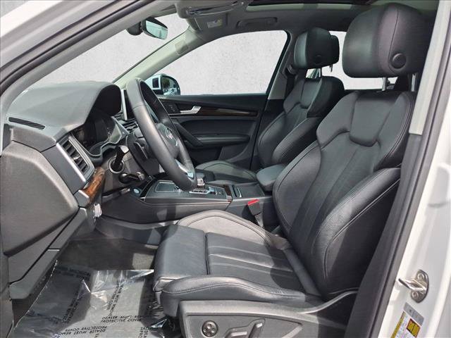 Used 2019 Audi Q5 2.0T Premium Plus w/ Premium Plus Package AWD/4WD image 16