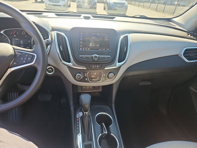 Used 2023 Chevrolet Equinox LS w/ LS Convenience Package image 18