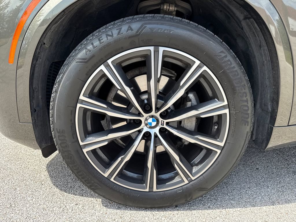 Used 2023 BMW X5 xDrive40i w/ M Sport Package image 10