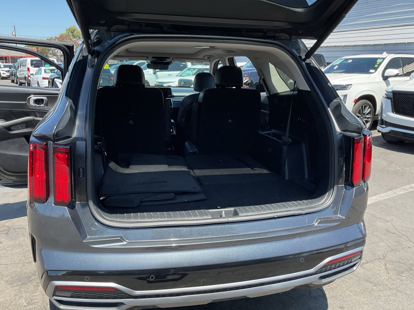 Used 2021 Kia Sorento SX FWD image 23