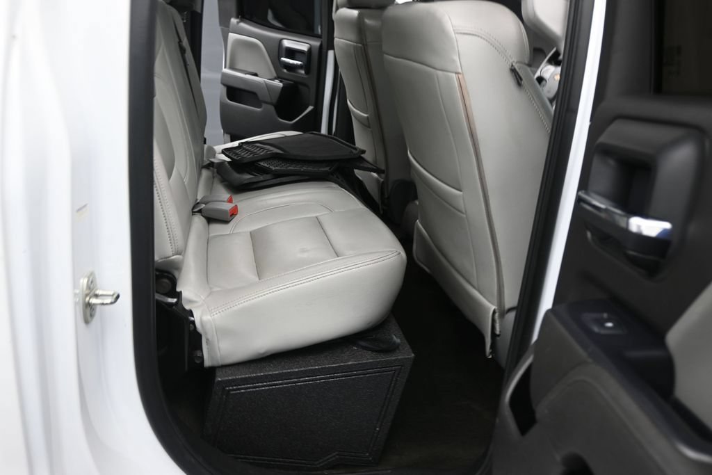 Used 2016 Chevrolet Silverado 1500 Custom w/ Custom Convenience Package RWD image 17