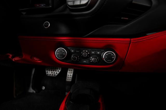 Used 2018 Ferrari 488 Spider RWD image 20
