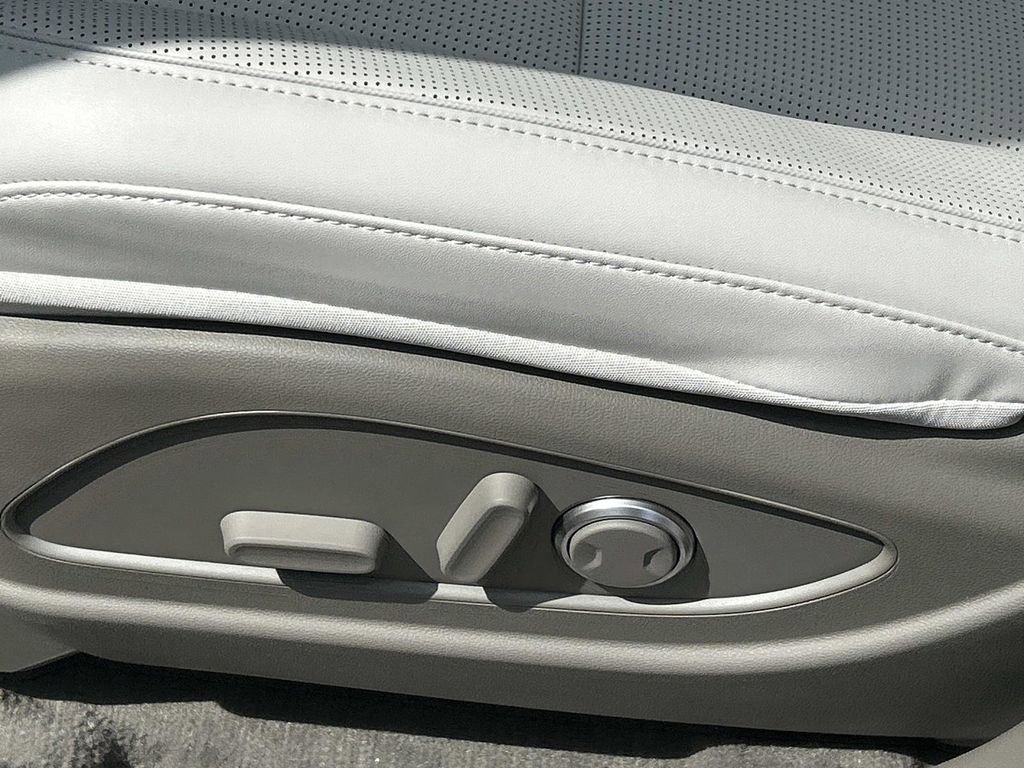 New 2026 Hyundai Palisade FWD Hybrid image 15