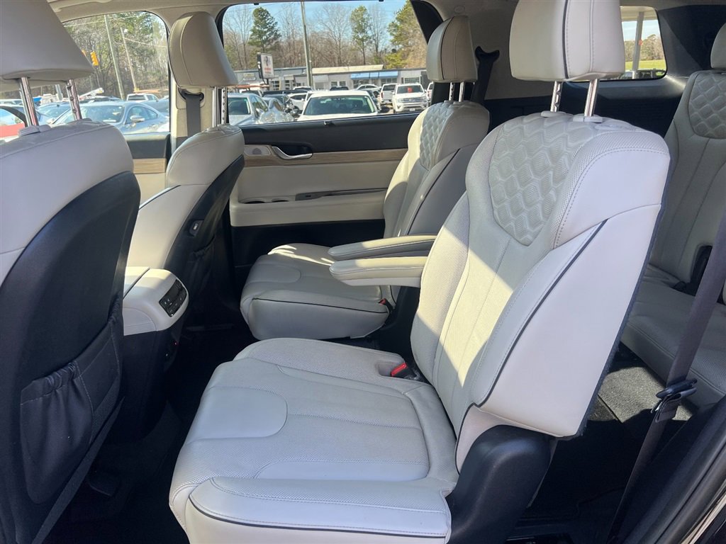 Used 2021 Hyundai Palisade Limited image 9