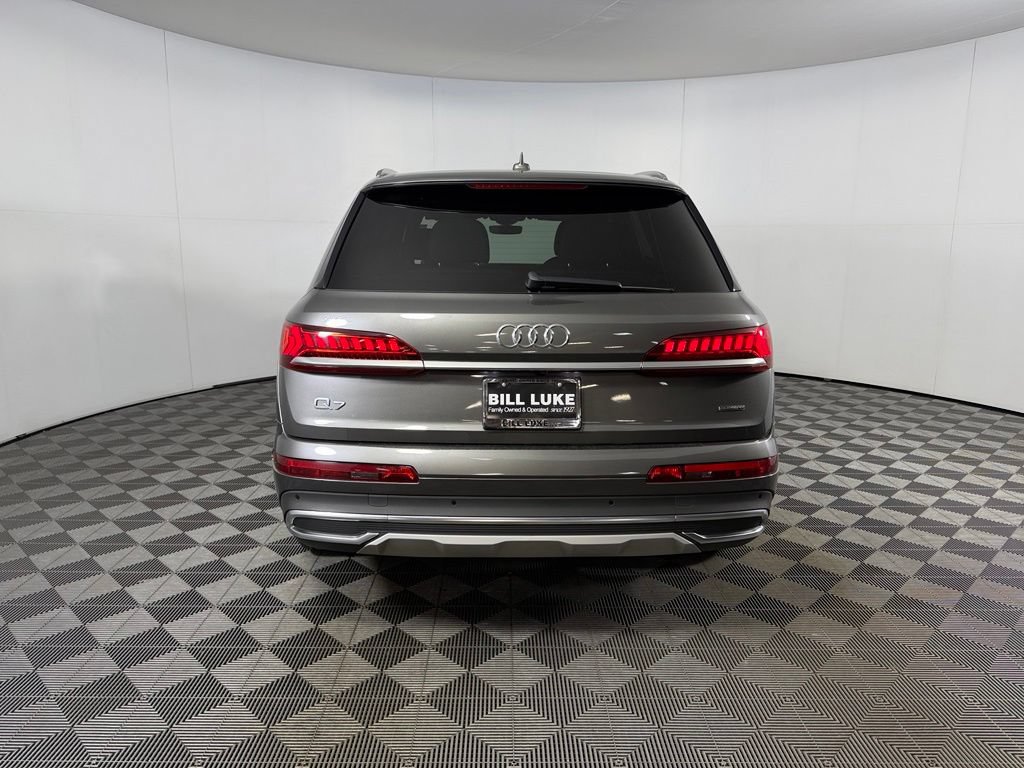 Used 2020 Audi Q7 2.0T Premium Plus w/ Premium Plus Package AWD/4WD image 8