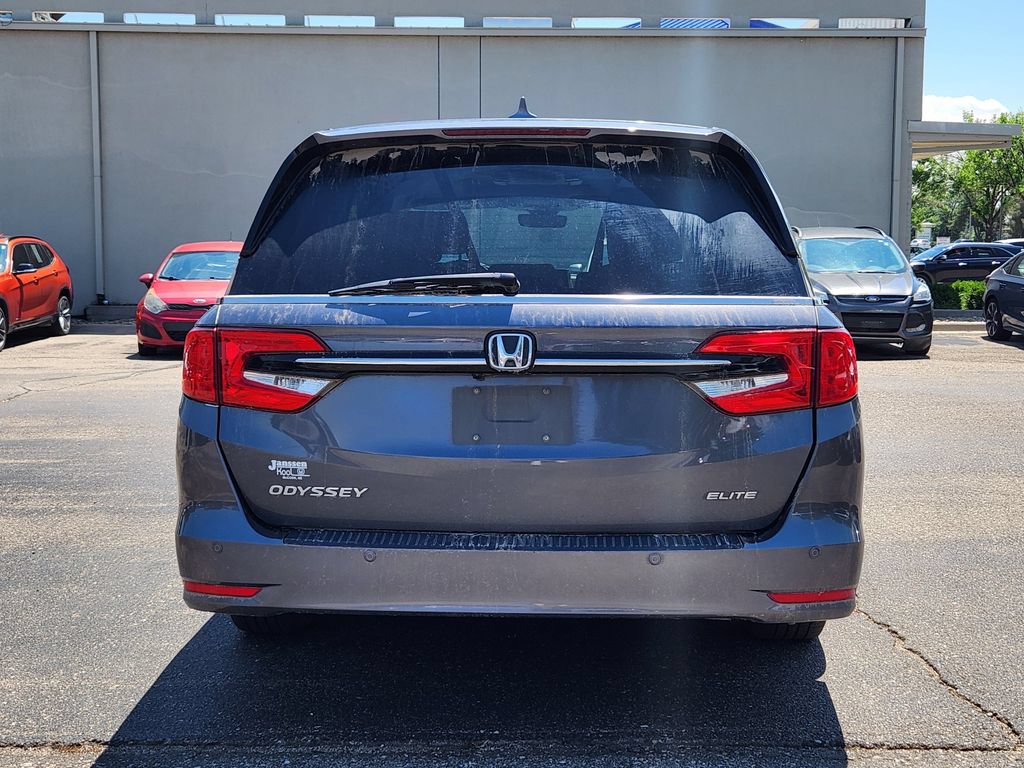 Used 2024 Honda Odyssey Elite image 6