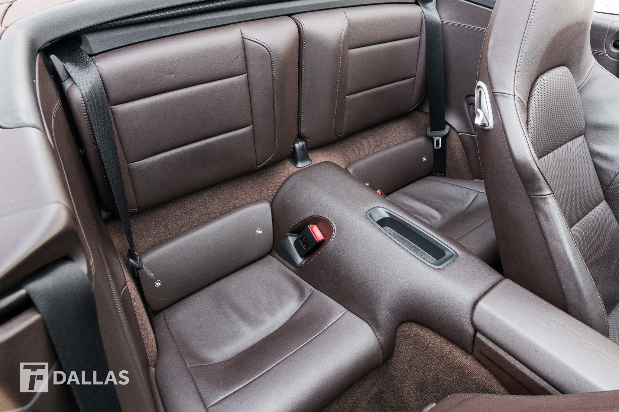 Used 2015 Porsche 911 Turbo S image 40