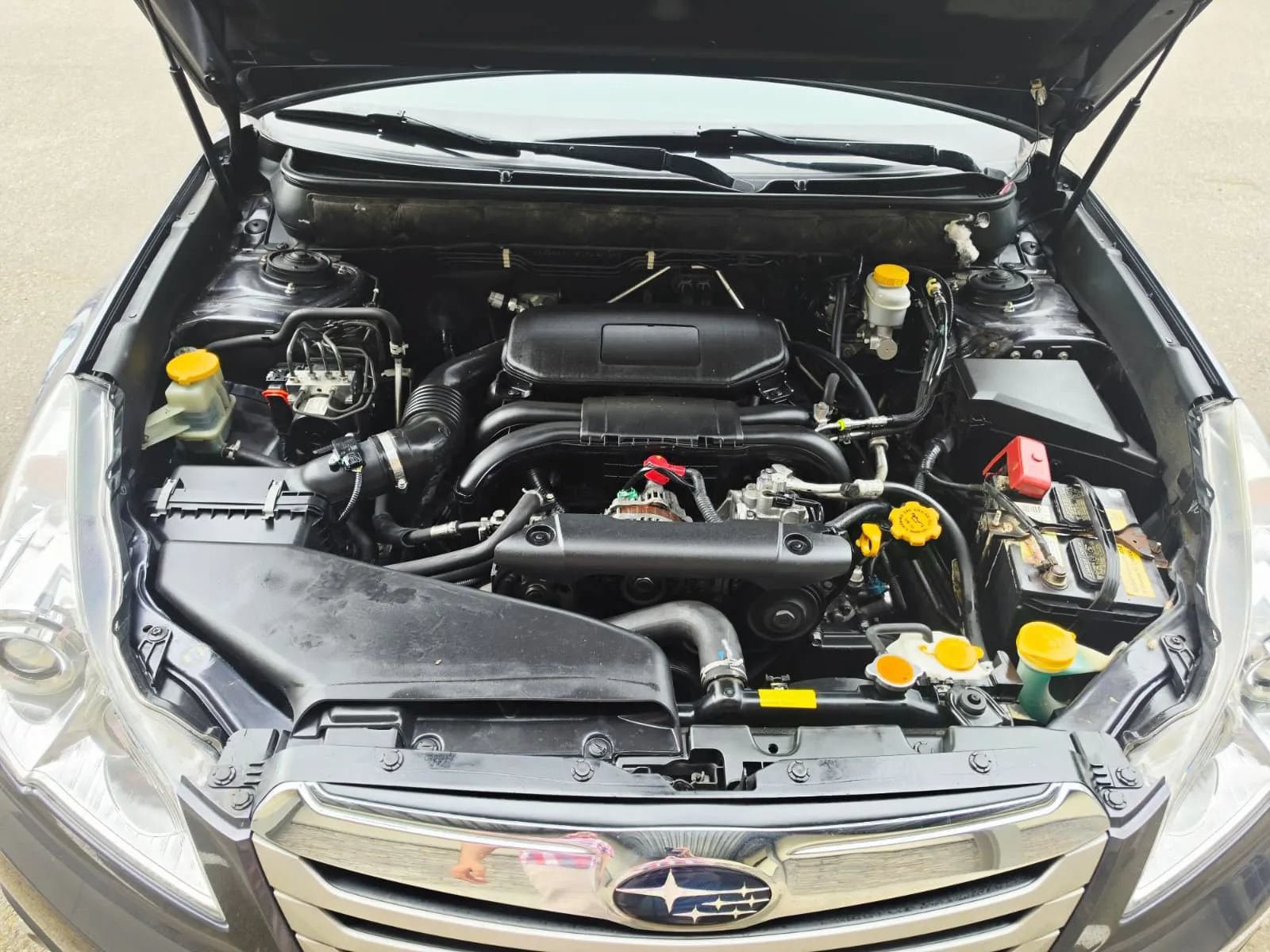 Used 2012 Subaru Outback 2.5i Limited AWD/4WD image 17
