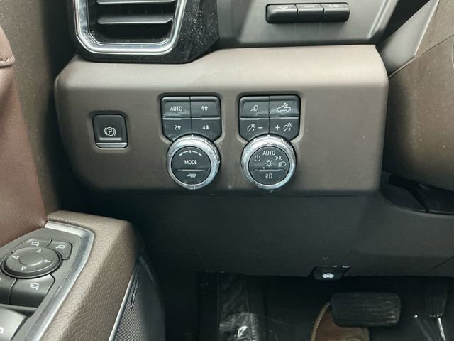 Used 2023 GMC Sierra 1500 Denali w/ Technology Package image 24