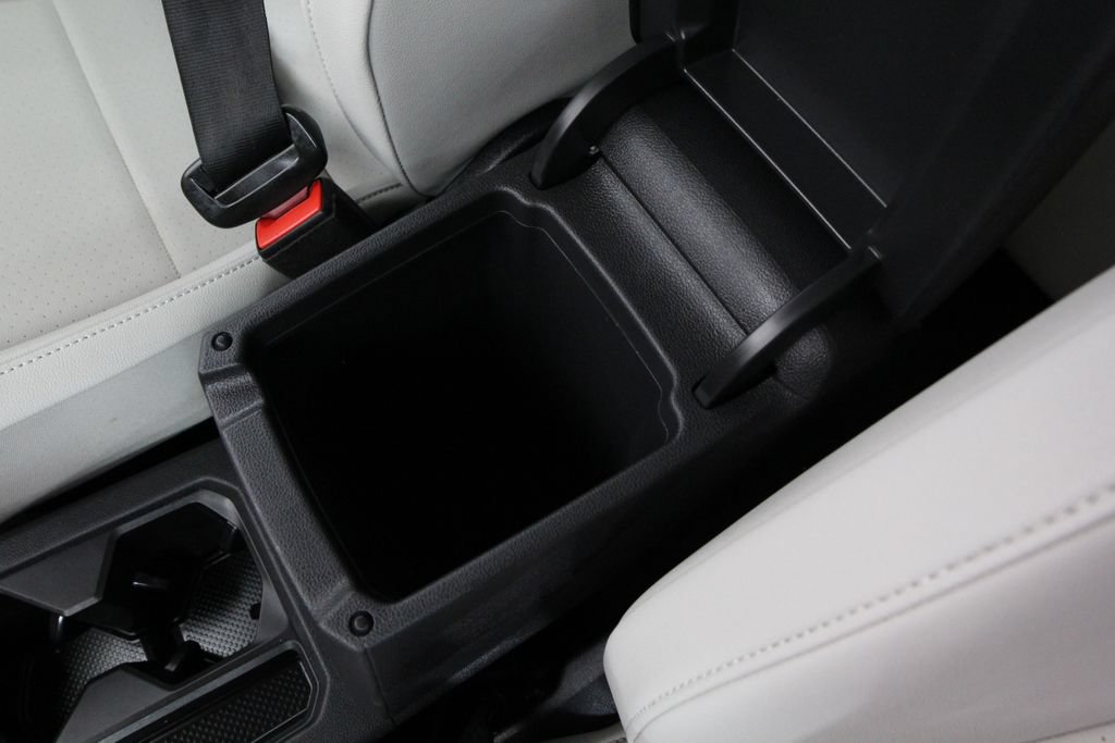 Used 2021 Volkswagen Tiguan SE w/ Panoramic Sunroof Package AWD/4WD image 32