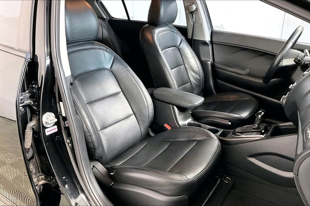 Used 2017 Kia Forte EX image 7