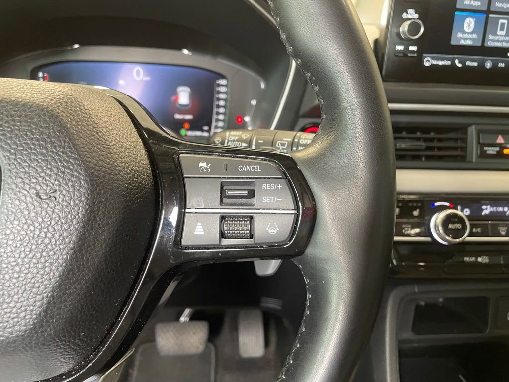 Used 2024 Honda Pilot Elite image 16