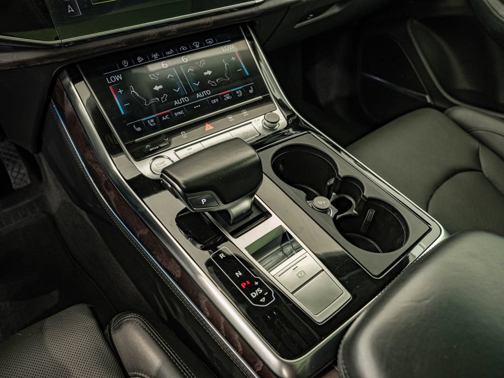 Used 2019 Audi Q8 Prestige AWD/4WD image 27