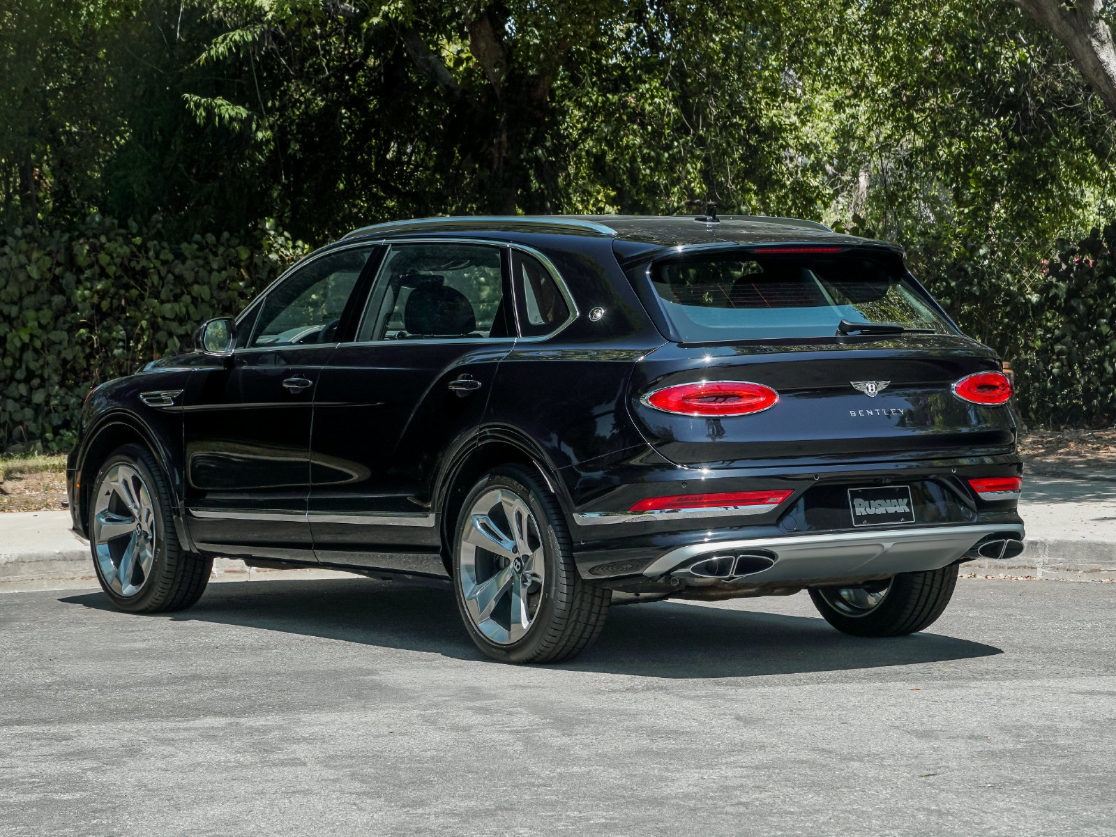 New 2025 Bentley Bentayga Extended Wheelbase AWD/4WD image 5