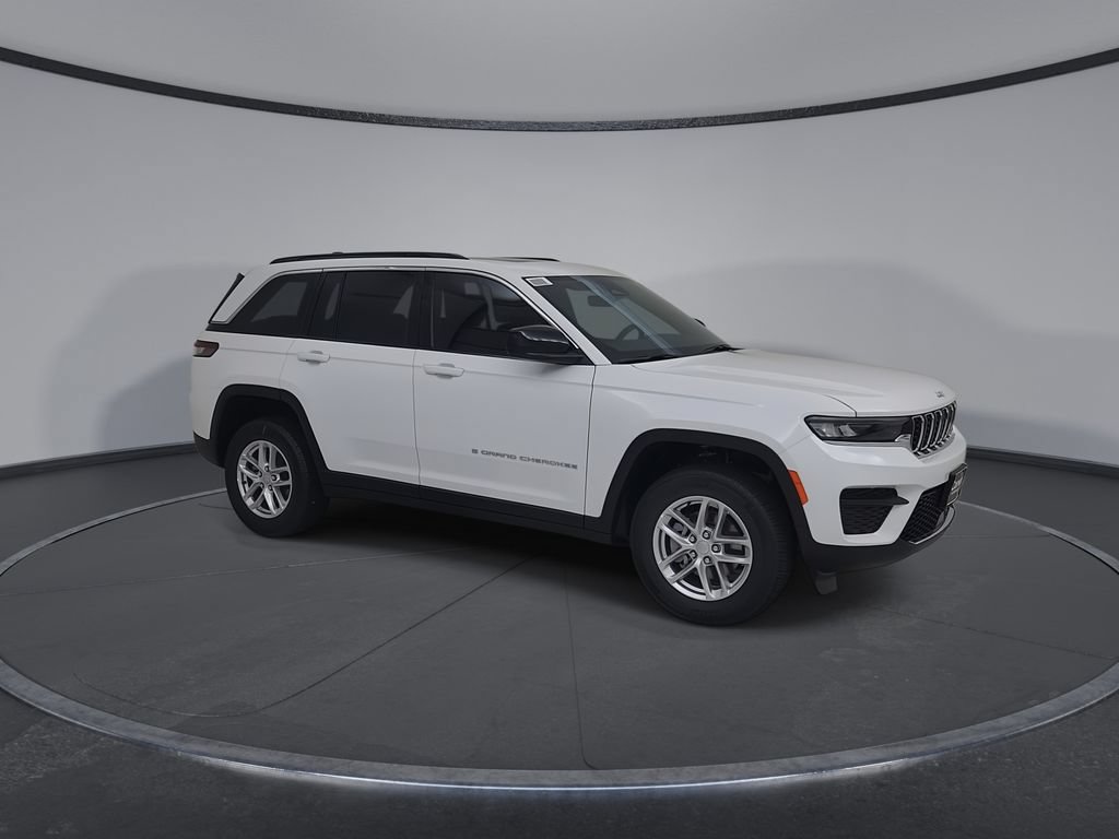New 2026 Jeep Grand Cherokee Laredo X AWD/4WD image 2