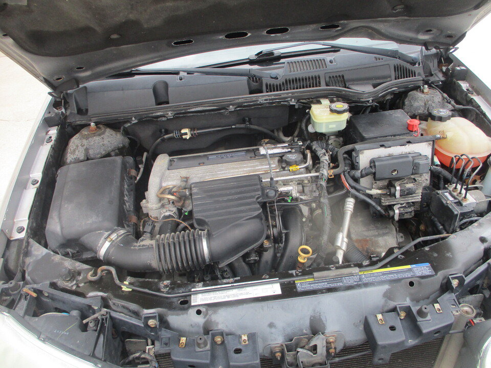 Used 2004 Saturn ION Level 2 w/ Power Pkg FWD image 4