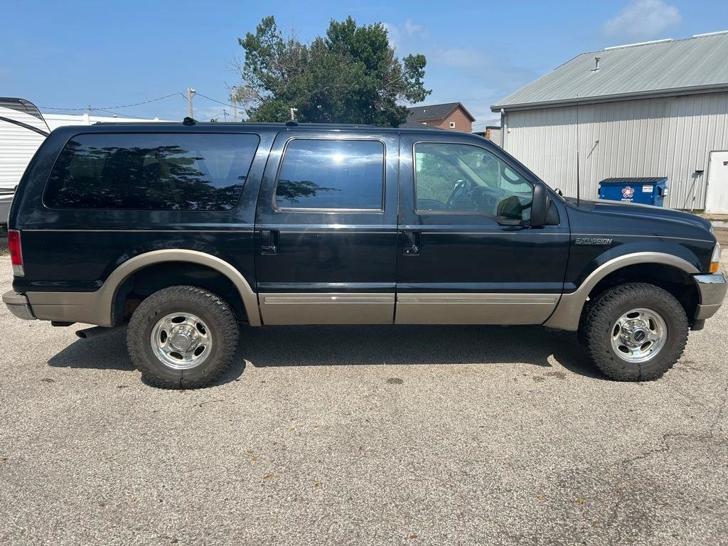 Used 2002 Ford Excursion Limited AWD/4WD image 6