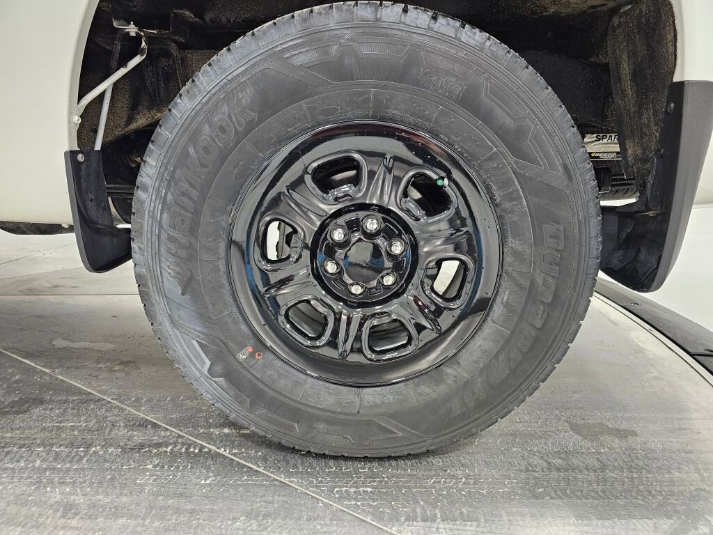 Used 2025 Nissan Frontier S image 10