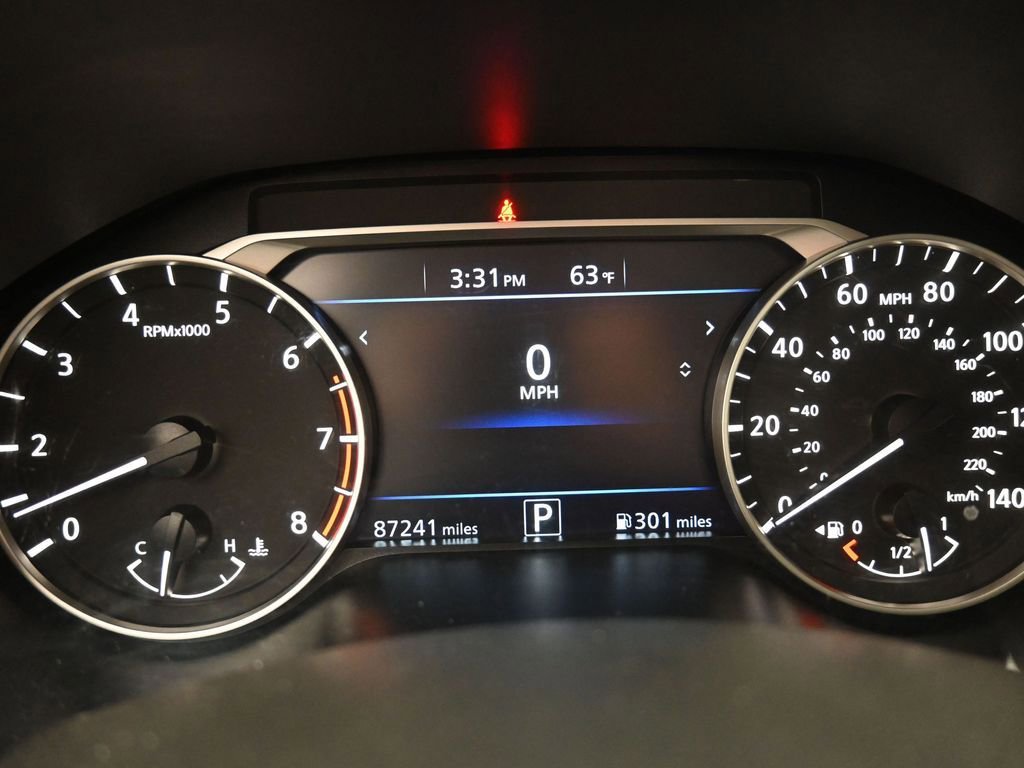 Used 2024 Nissan Altima 2.5 SV image 11