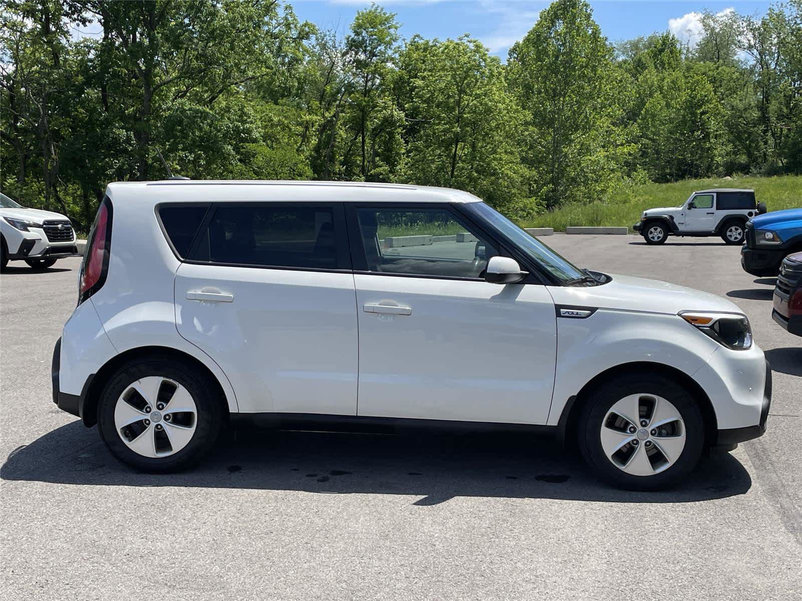 Used 2016 Kia Soul FWD image 6