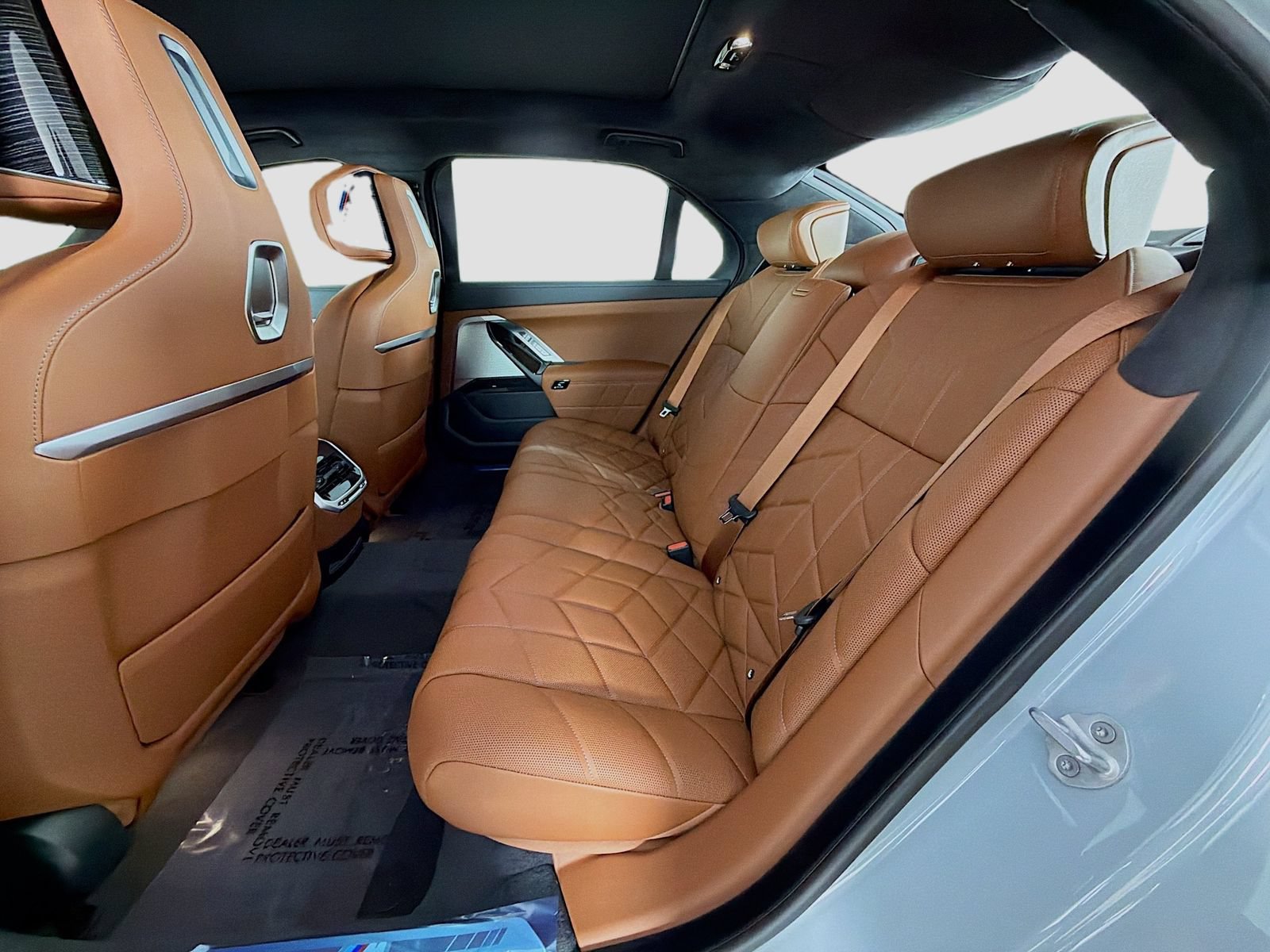 New 2026 BMW i7 xDrive60 AWD/4WD image 26
