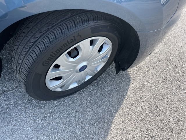 Used 2023 Ford Transit Connect XLT image 17