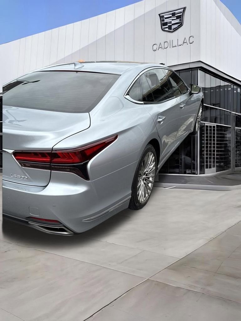 Used 2024 Lexus LS 500 RWD image 11