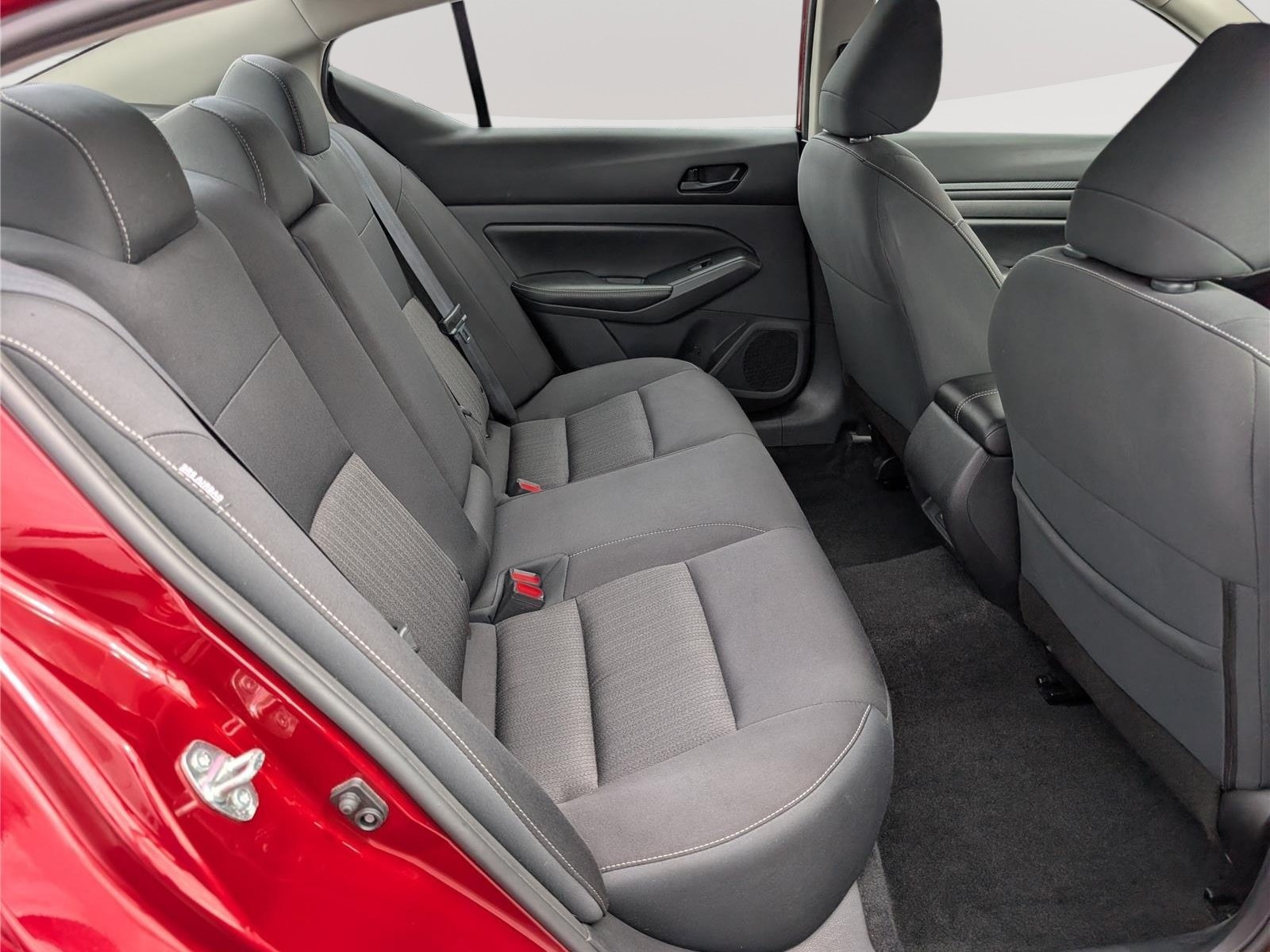 Used 2024 Nissan Altima 2.5 SV FWD image 13