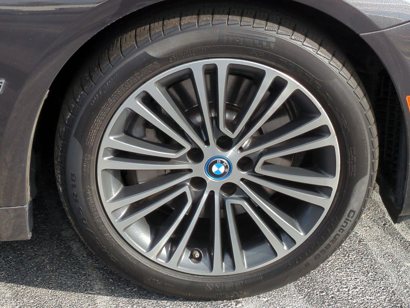 Used 2019 BMW 530e image 13