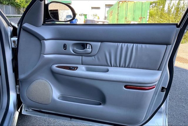 Used 2004 Buick Century Custom FWD image 23