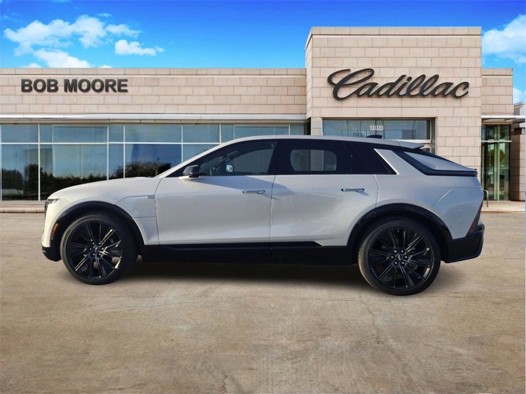 New 2025 Cadillac Lyriq Sport image 4