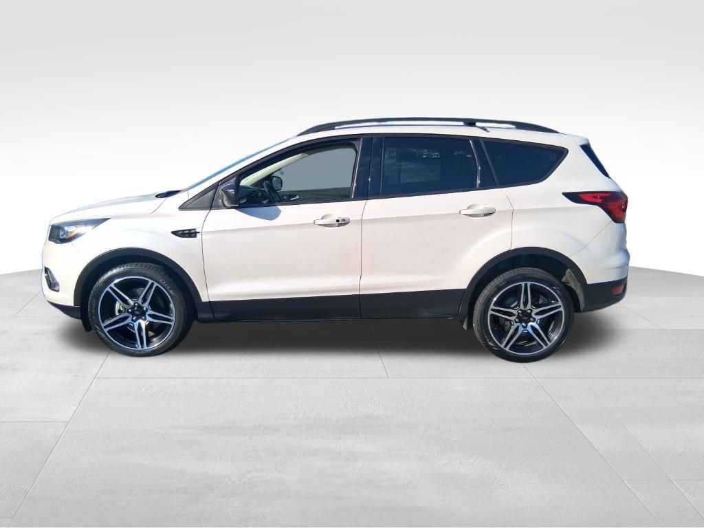 Used 2019 Ford Escape SEL video 2