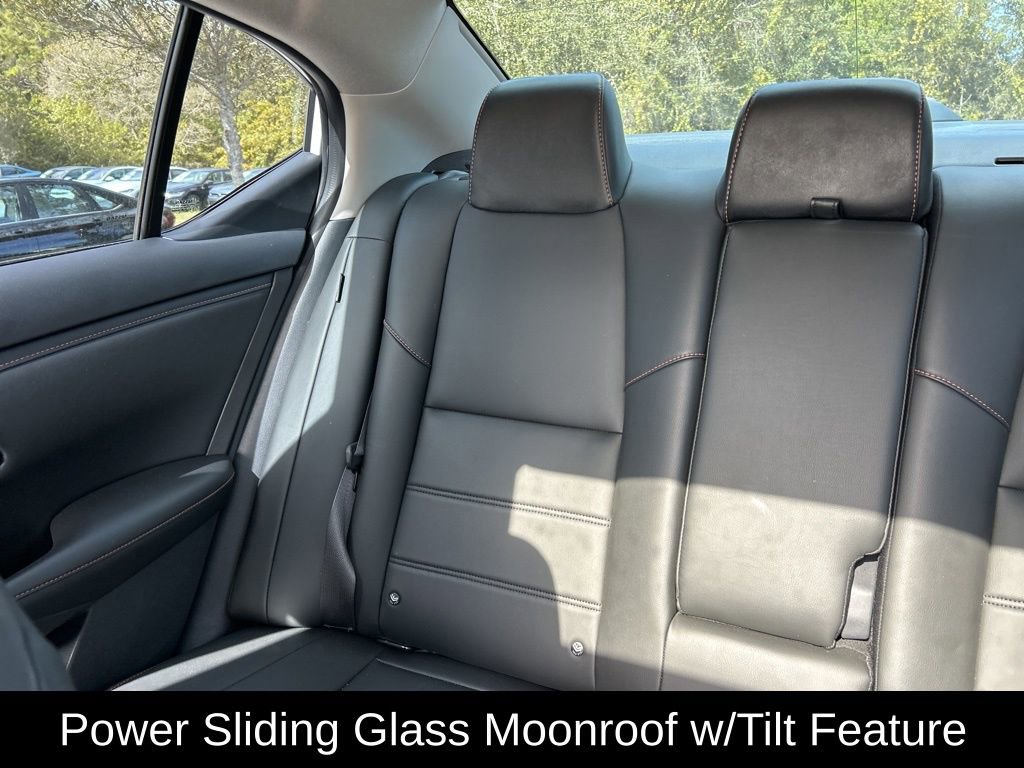 Used 2021 Nissan Sentra SR w/ SR Premium Package image 12