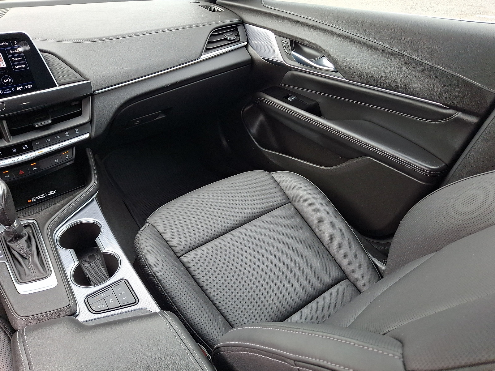 Certified 2023 Cadillac CT4 Premium Luxury AWD/4WD image 20