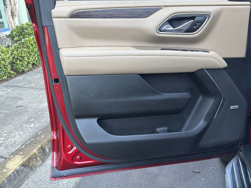 Used 2023 Chevrolet Tahoe Premier w/ Advanced Technology Package image 11