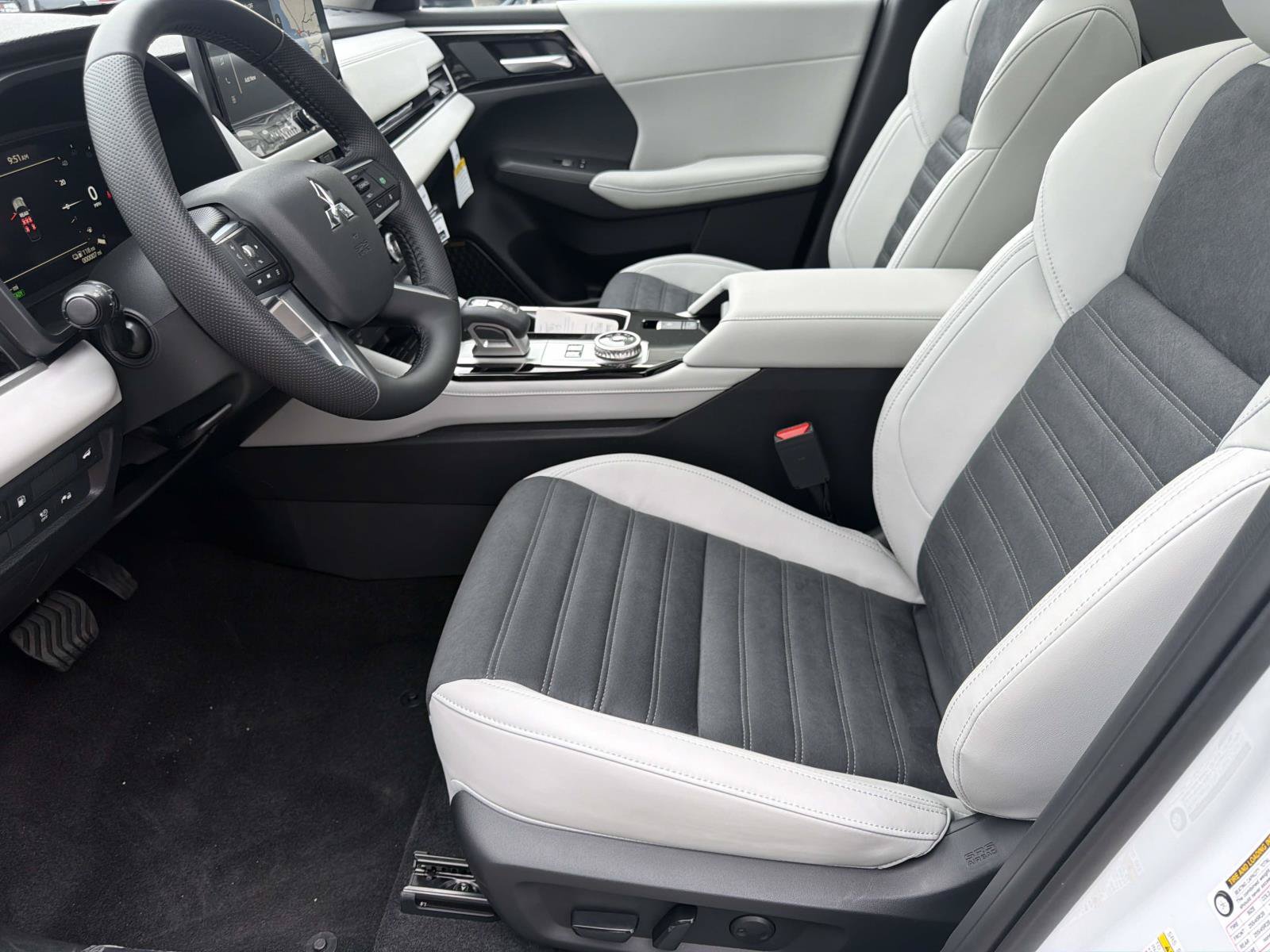 New 2026 Mitsubishi Outlander SE AWD/4WD image 15