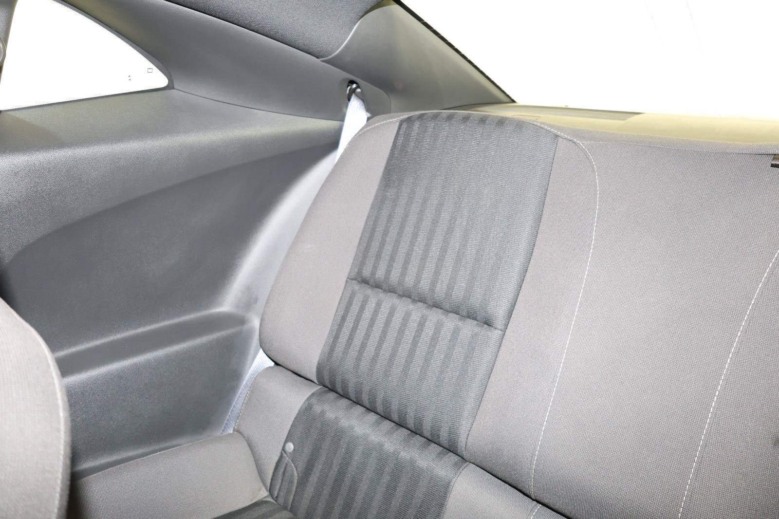 Used 2015 Chevrolet Camaro LS RWD image 12