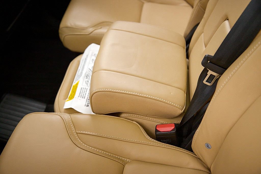 Certified 2023 Volvo XC90 T8 Ultimate w/ Lounge Package image 24