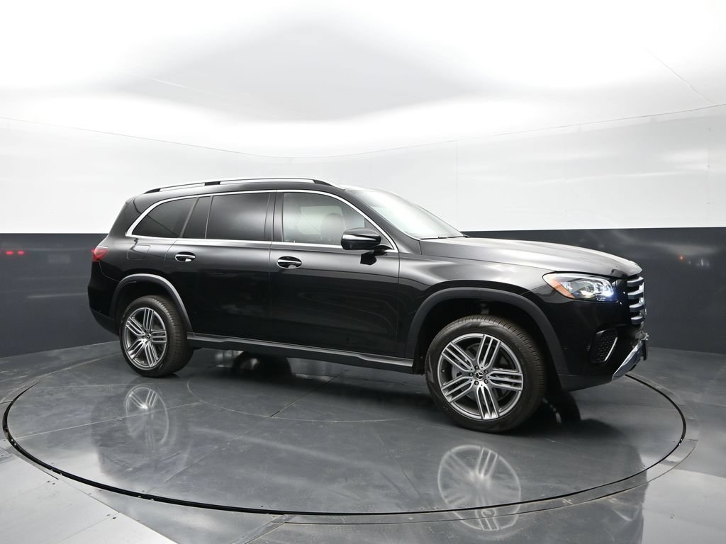 Used 2025 Mercedes-Benz GLS 450 4MATIC image 1