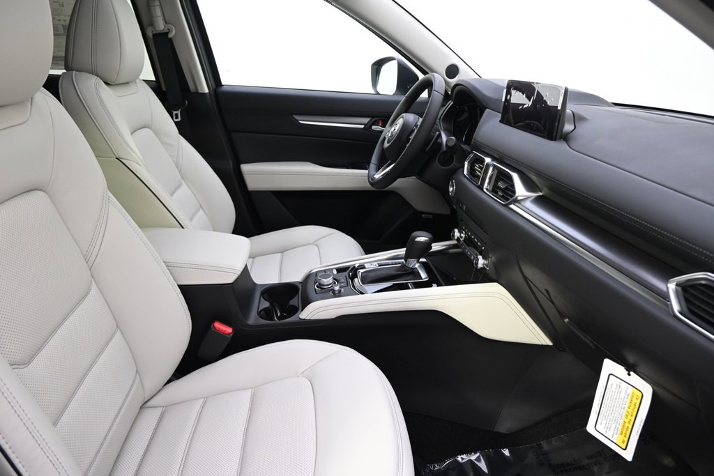 New 2025 MAZDA CX-5 AWD 2.5 S w/ Premium Plus Pkg image 16