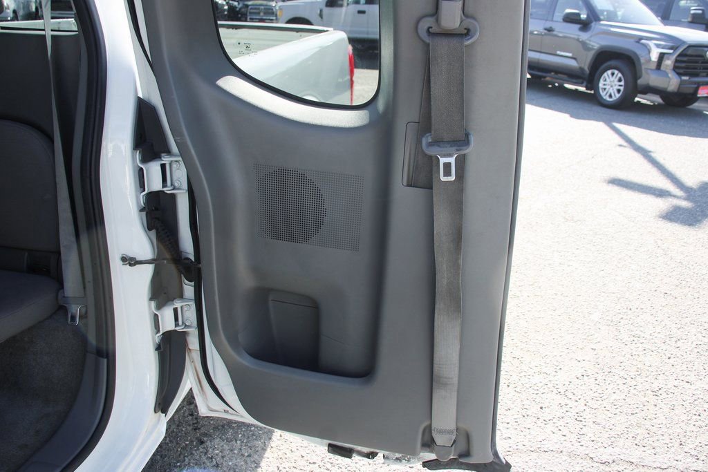 Used 2017 Nissan Frontier S image 18