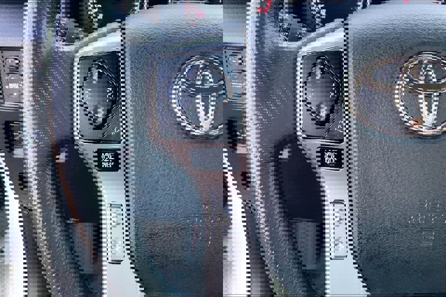 Used 2023 Toyota 4Runner Limited image 23