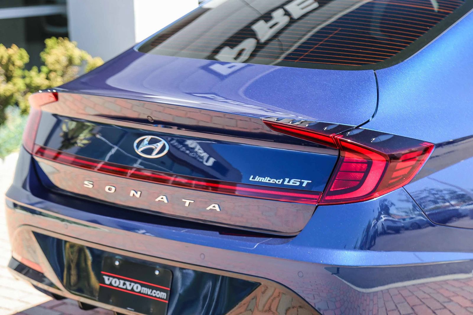 Used 2021 Hyundai Sonata Limited w/ Cargo Package FWD image 7