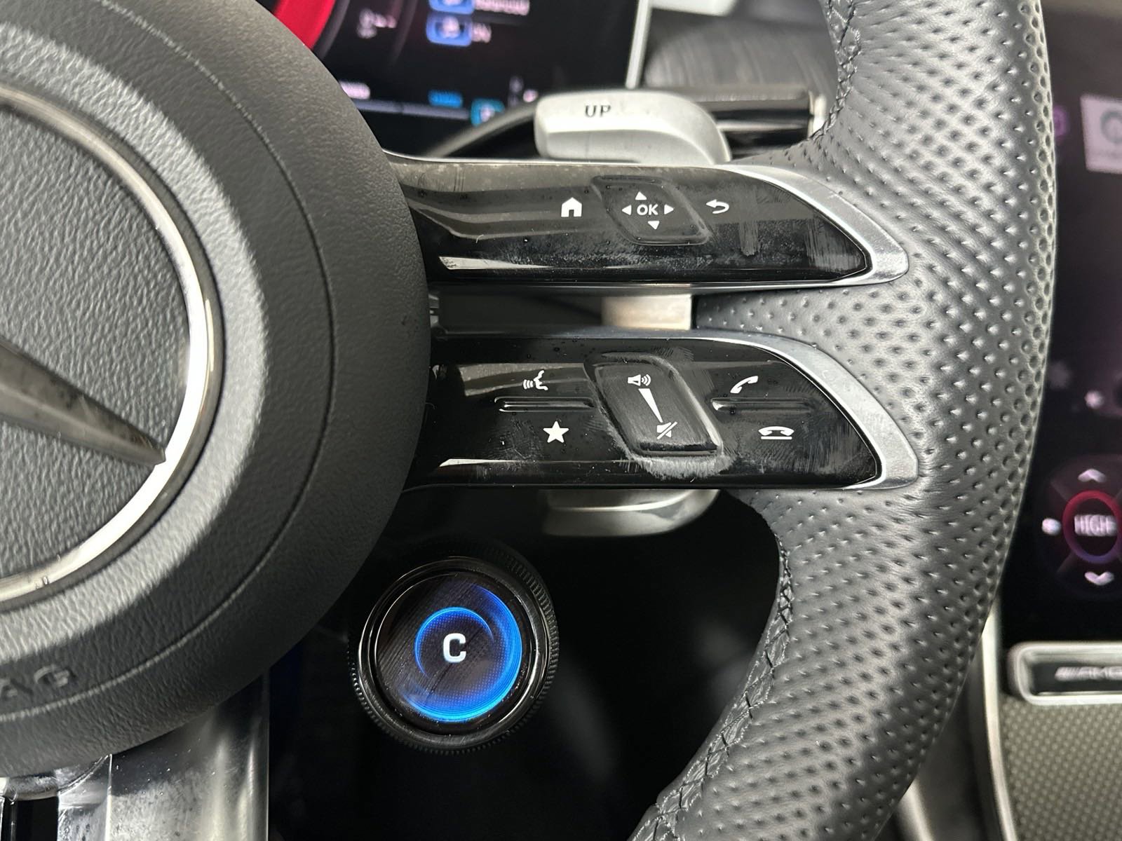 New 2025 Mercedes-Benz GLC 43 AMG 4MATIC image 18