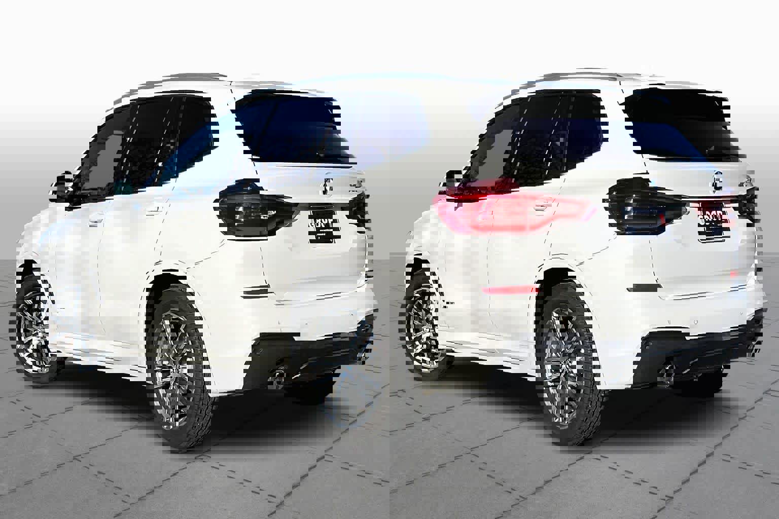 Used 2018 BMW X3 xDrive30i image 11