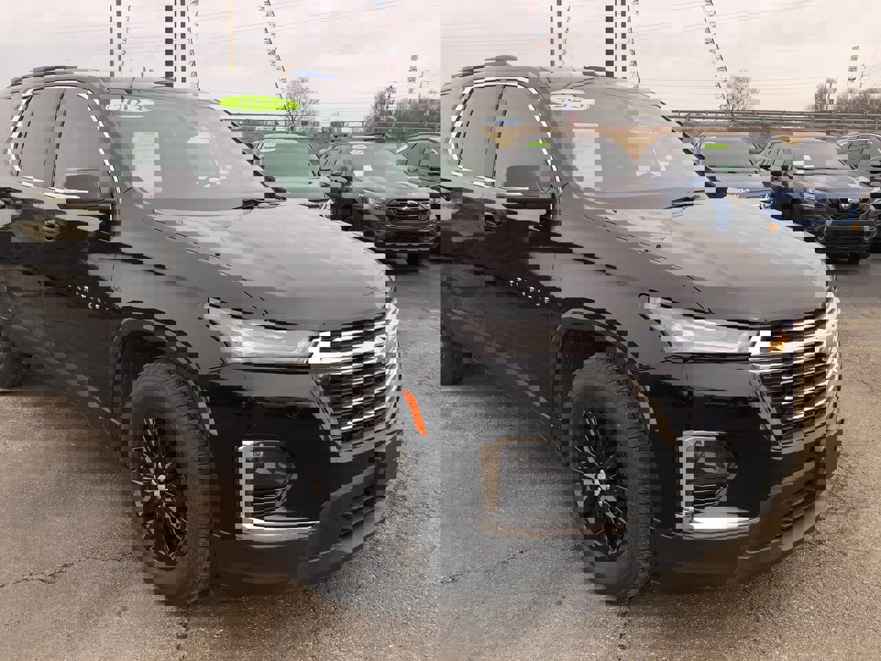 Used 2023 Chevrolet Traverse LT image 7