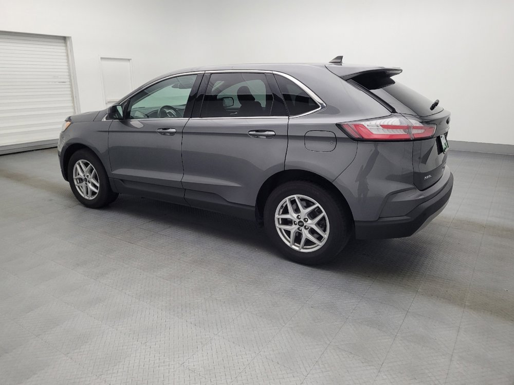 Used 2023 Ford Edge SEL image 3