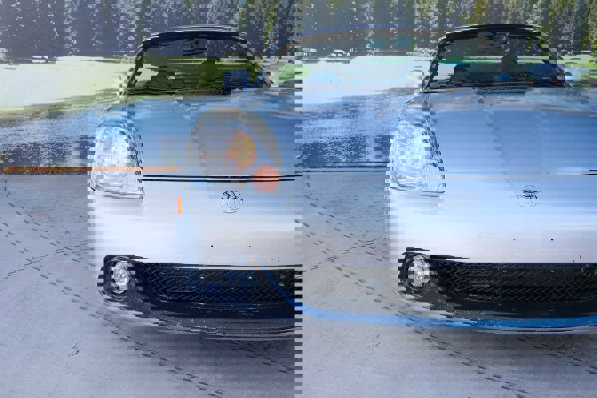 Used 2005 Toyota MR2 image 28