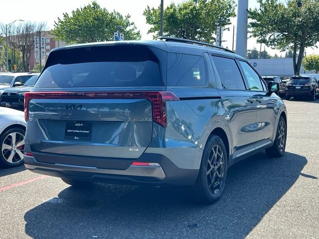 Certified 2025 Kia Carnival SX Prestige FWD image 7